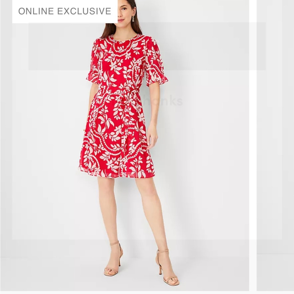 NWOT Ann Taylor Tropical Tie Waist Flare Dress Red White Modest Sleeve Knee